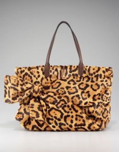 heigl_leopardbag_valentino_luxury_bag